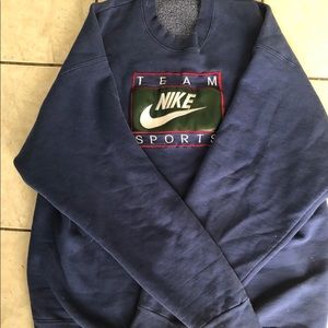 Oversized VINTAGE Nike Sweatshirt